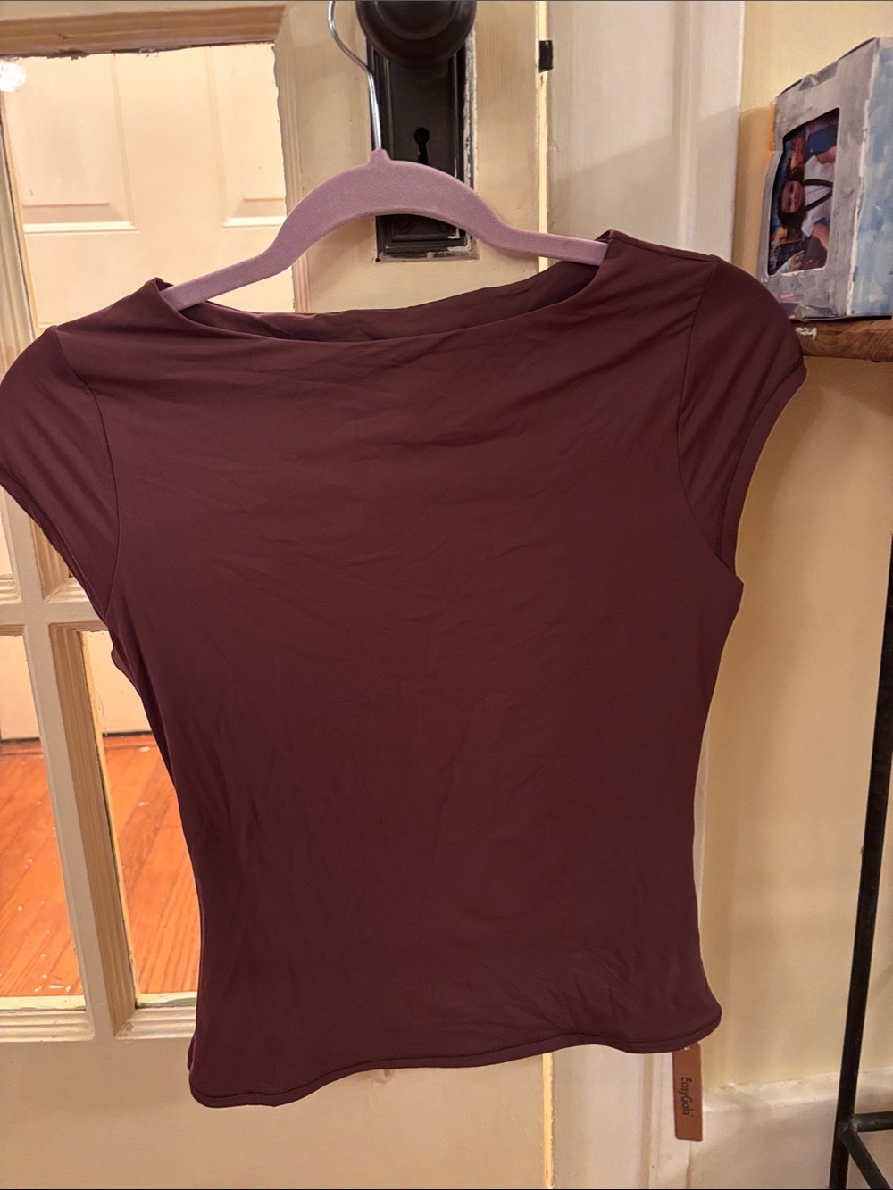 NWT Women's Cap Sleeve Crewneck Top